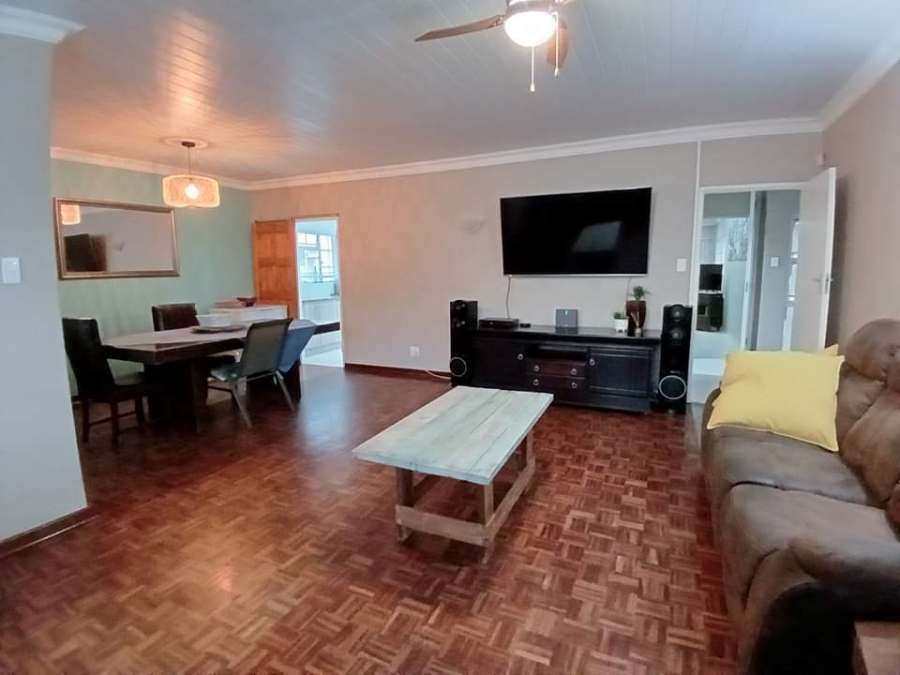 4 Bedroom Property for Sale in Roodia Free State